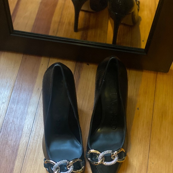 Shoes - Picture 7 of 10